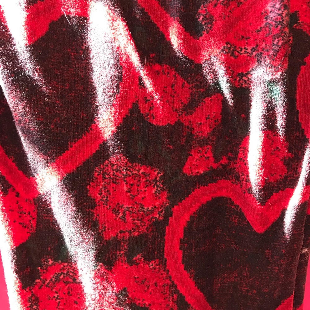 Valentine Lularoe leggings